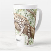 ワイルドジャングルグリーンアイビーヒョウ誕生日 カフェラテマグ (右アングル)