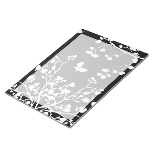 ワイルドスタイリッシュで白黒の蝶 ノートパッド (アングル)