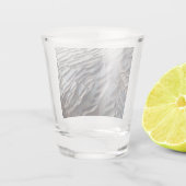 ワイルドターキーフェザーII抽象芸術自然デザイン ショットグラス (裏面)