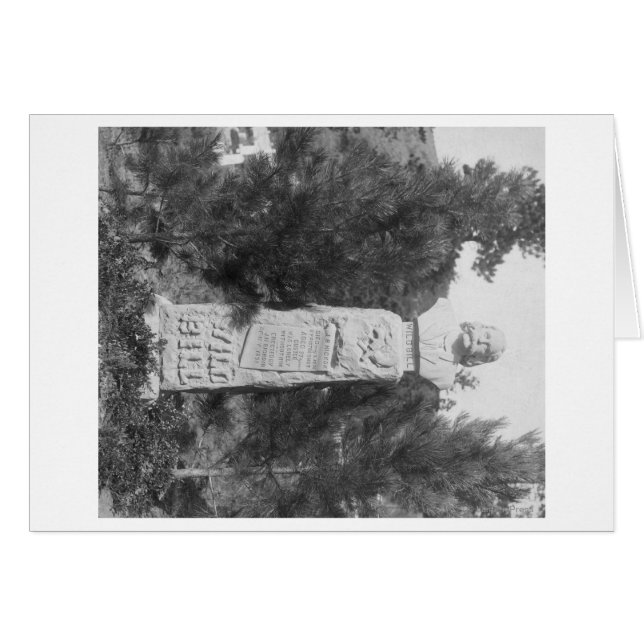 ワイルドビル・ヒコックの墓石の写真 (正面横)