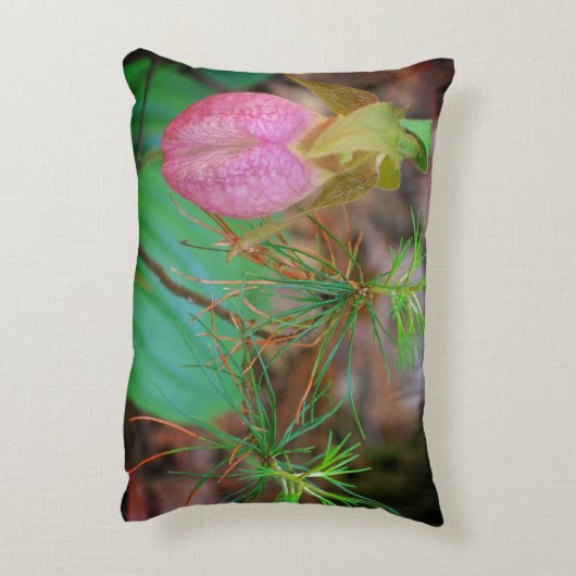 ワイルドピンクレディスリッパーオーキッドとエバーグリーン アクセントクッション (裏面(縦))