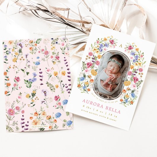 ワイルドフラワーかわいらしベビーガール誕生のお知らせ 招待状