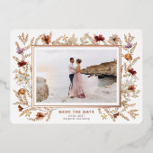 ワイルドフラワーがあなたを囲む Save the Date 箔招待状 (正面)