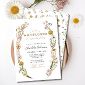 ワイルドフラワーが途中にある赤ちゃんシャワーフローラ 招待状