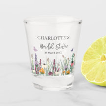 ワイルドフラワーとバタフライのブライダルシャワーパーティー