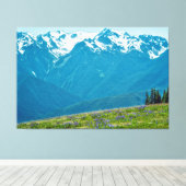 ワイルドフラワーと山 キャンバスプリント (インサイチュ (ウッドフロア))