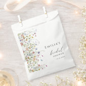 ワイルドフラワーのブライズシャワー フェイバーバッグ (クリップ留めされた状態)