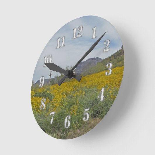 ワイルドフラワーアリゾナ砂漠イエローフラワーサウスウェスト ラウンド壁時計 (傾斜)