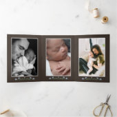 ワイルドフラワーオークウッド、3フォトコラージュベビー誕生 三つ折り案内状 (内部)