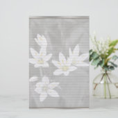 ワイルドフラワークラスター文房具(オプションの線) 便箋 (スタンド正面)