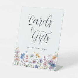 ワイルドフラワーグリーンブライダルシャワーカードとギフト 台座サイン