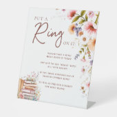 ワイルドフラワーストーリーブックボホItにリングや輪を置くブライダル 台座サイン (正面)