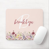 ワイルドフラワーズ赤面ピンクバーガンディーホワイトモノグラム マウスパッド (マウス)