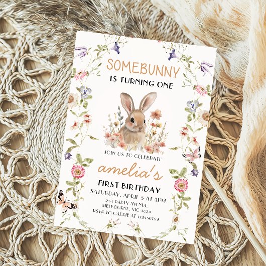 ワイルドフラワーソームバニーガール1st誕生日招待状 招待状