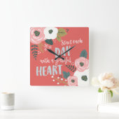 ワイルドフラワーデイドリームズ-グレートフルハートタイポグラフィ スクエア壁時計 (ホーム)