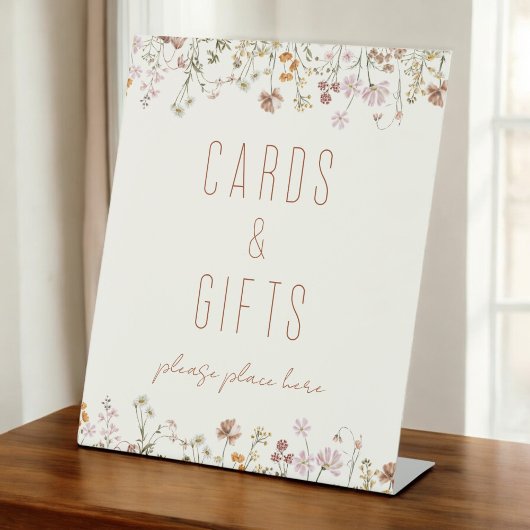 ワイルドフラワーブライダルシャワーカードとギフト 台座サイン