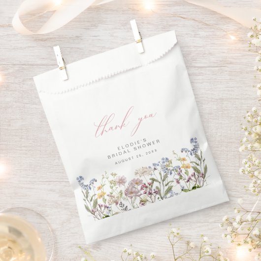 ワイルドフラワーブライダルシャワー優先バッグフローラピンク フェイバーバッグ (クリップ留めされた状態)