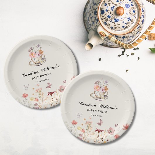 ワイルドフラワーベビーは紅茶のパーティーの赤ちゃんシャワーを醸造している ペーパープレート