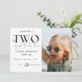 ワイルドフラワーマイルストーン誕生日 |2つ本当でよかった 招待状 (スタンド正面)