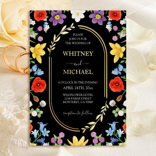 ワイルドフラワーメドウカラフル春モノグラム結婚ズ 箔招待状