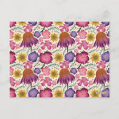 ワイルドフラワー魅力的ピンクの赤ちゃんシャワー ポストカード (裏面)