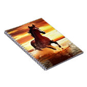 ワイルドホースがサーフを駆け抜ける ノートブック (右側)