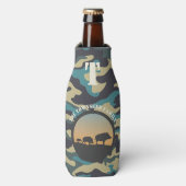 ワイルドボアと迷彩柄 ボトルクーラー (ボトル正面)