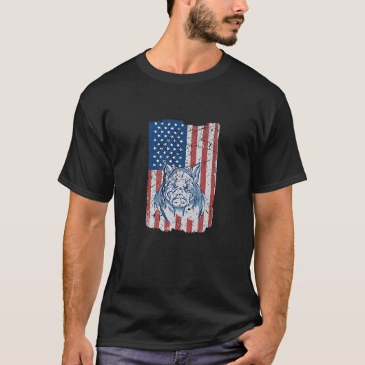 ワイルドボアUSA国旗 |狩り恋人おもしろいイノシシ Tシャツ (正面)