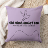 ワイルドマインド、静かな魂 – ミニマリスト心の平和 クッション (ブランケット)