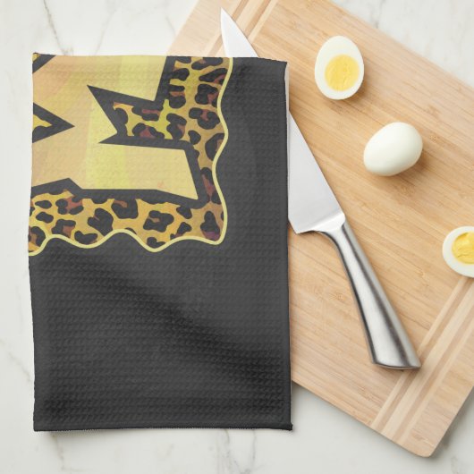 ワイルドメヒョウ茶色とイエロープリント キッチンタオル (四つ折り)