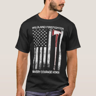 ワイルドランド消防士アメリカ国旗の赤線ワイルドラ Tシャツ