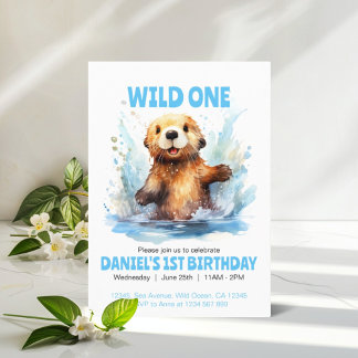 ワイルドワンカワイイベビー海のオッターインウォーター1st誕生日 招待状