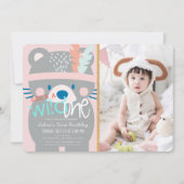 ワイルドワンクマ羽毛ガールピンク写真1st誕生日 招待状 (正面)