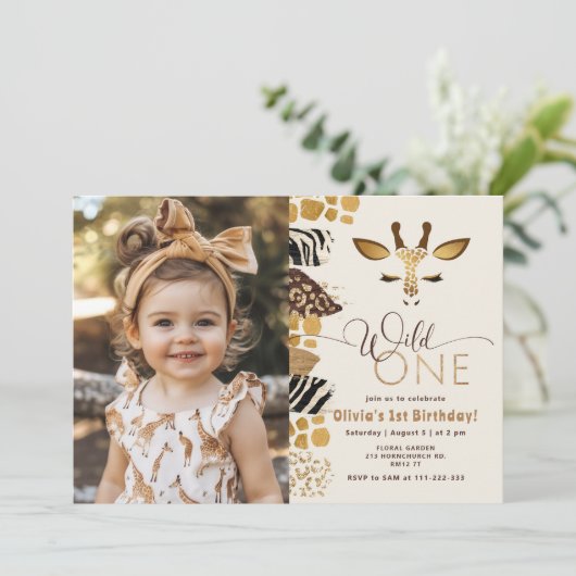 ワイルドワンサファリのキリン現代の誕生日の写真 招待状 (スタンド正面)