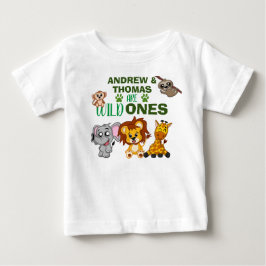 ワイルドワンジャングルサファリアニマルツインズファースト誕生日 ベビーTシャツ