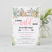 ワイルドワンピンクサファリガールベビーシャワー 招待状 (スタンド正面)