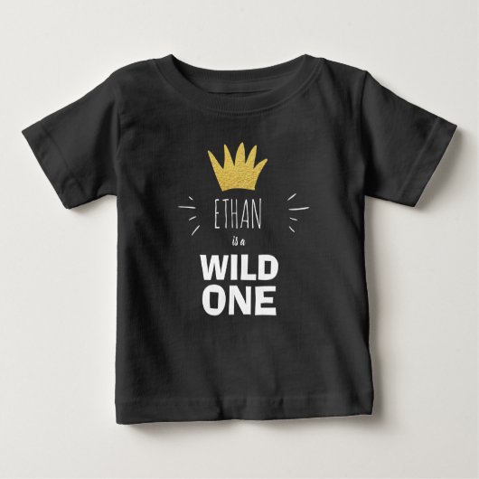 ワイルドワンファースト誕生日クラウンブラック金ゴールドTシャツ ベビーTシャツ (正面)