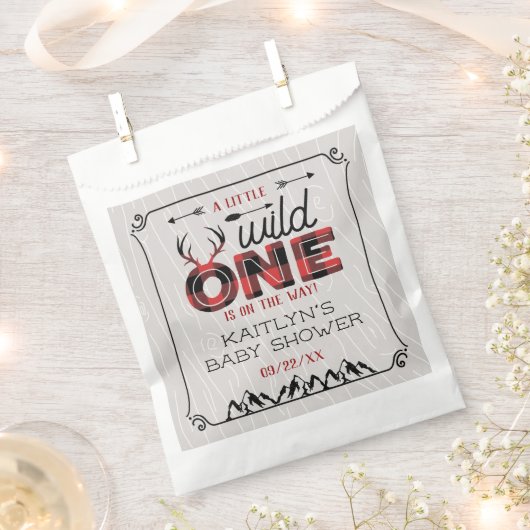 ワイルドワンボーイズ素朴プレイドランバージャックベイビーシャワー フェイバーバッグ (クリップ留めされた状態)