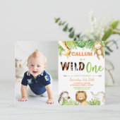 ワイルドワン1歳の誕生日ジャングル動物の男の子の写真 招待状 (スタンド正面)