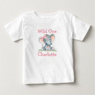 ワイルドワン 1歳誕生日 象 ピンクの蝶ネクタイ ベビーTシャツ