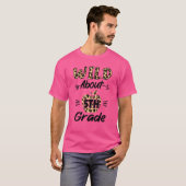 ワイルド約5年生ヒョウ5年生先生K Tシャツ (正面フル)