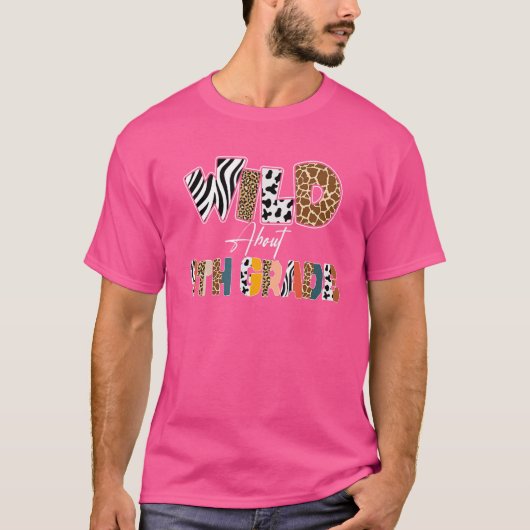 ワイルド約9年生新学期ヒョウ Tシャツ (正面)