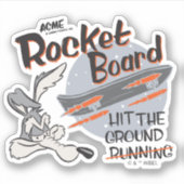 ワイル・E・コヨーテ™ ACME ロケットボード シール (正面)