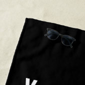 ワインおもしろい引用文 – ヨガクラス？グラスを注ぐ ビーチタオル (インサイチュ)