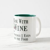 ワインとの調理 ツートーンマグカップ (正面右)