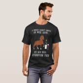 ワインとペルーのパソ馬に乗る Tシャツ (正面フル)