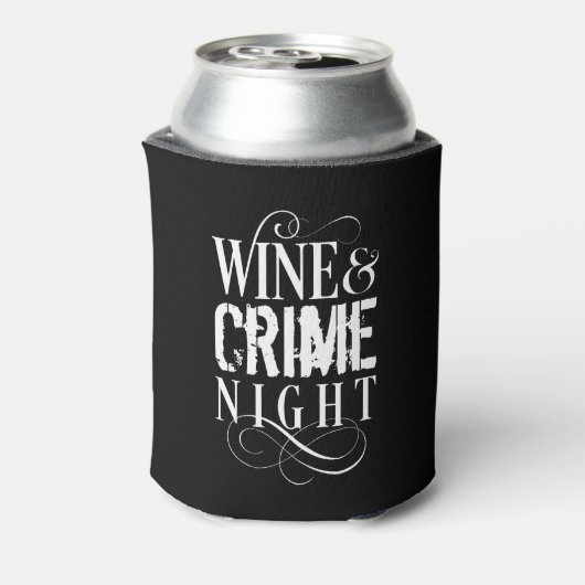 ワインと犯罪の夜 – おもしろい真の犯罪 缶クーラー (缶裏面)