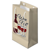 ワインのないブドウアルコール赤いバラピノー種の葡萄のガラス スモールペーパーバッグ (正面アングル)