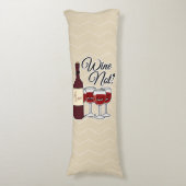 ワインのないブドウアルコール赤いバラピノー種の葡萄のガラス ボディピロー (正面縦)