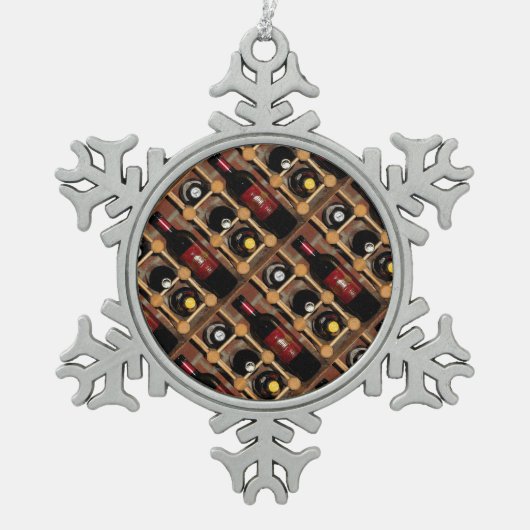 ワインの棚の抽象芸術 スノーフレークピューターオーナメント (正面)